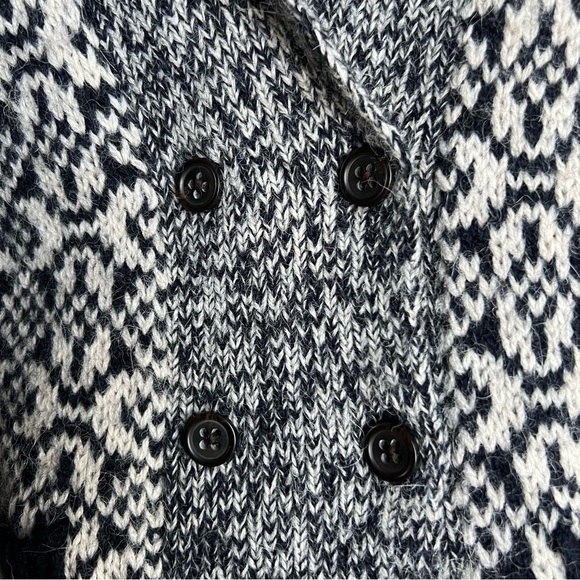 Banana Republic Women’s Alpaca Wool Blend Italian Yarn Button Front Sweater, XS - Picture 5 of 10